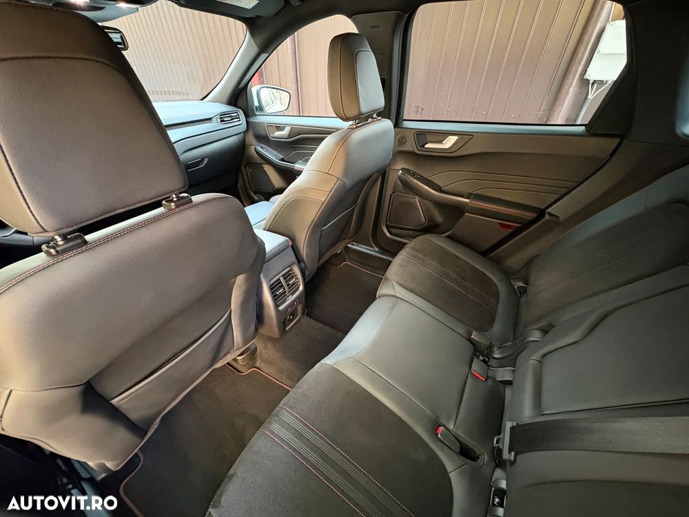 Ford Kuga 1.5 EcoBoost A8 FWD ST-Line X - 10