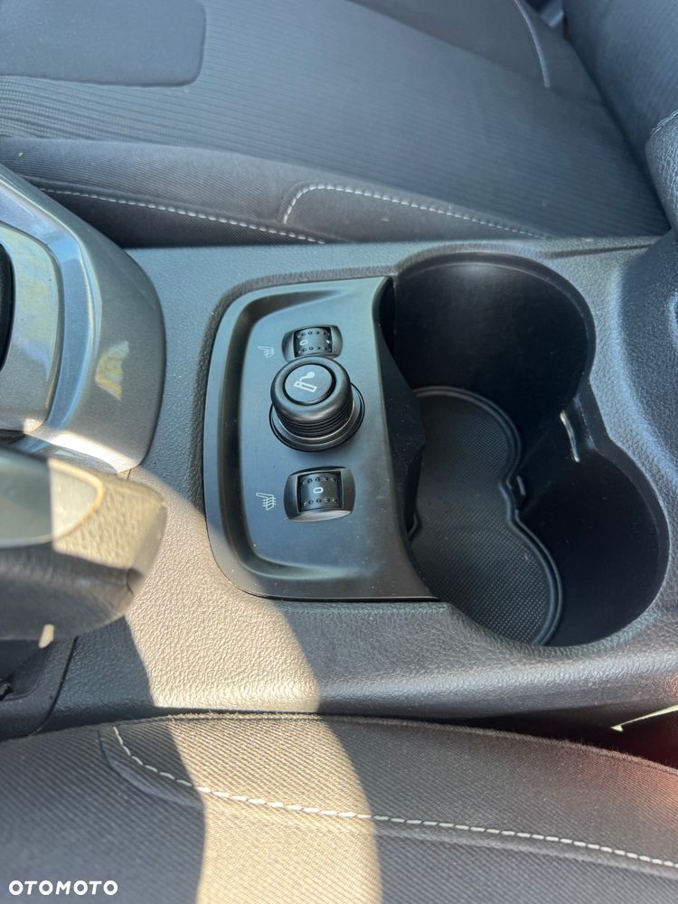 Ford Focus 1.6 TDCi DPF Titanium - 27