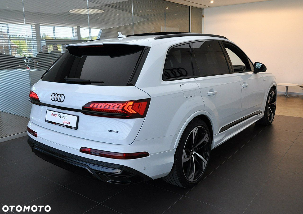 Audi Q7 - 4