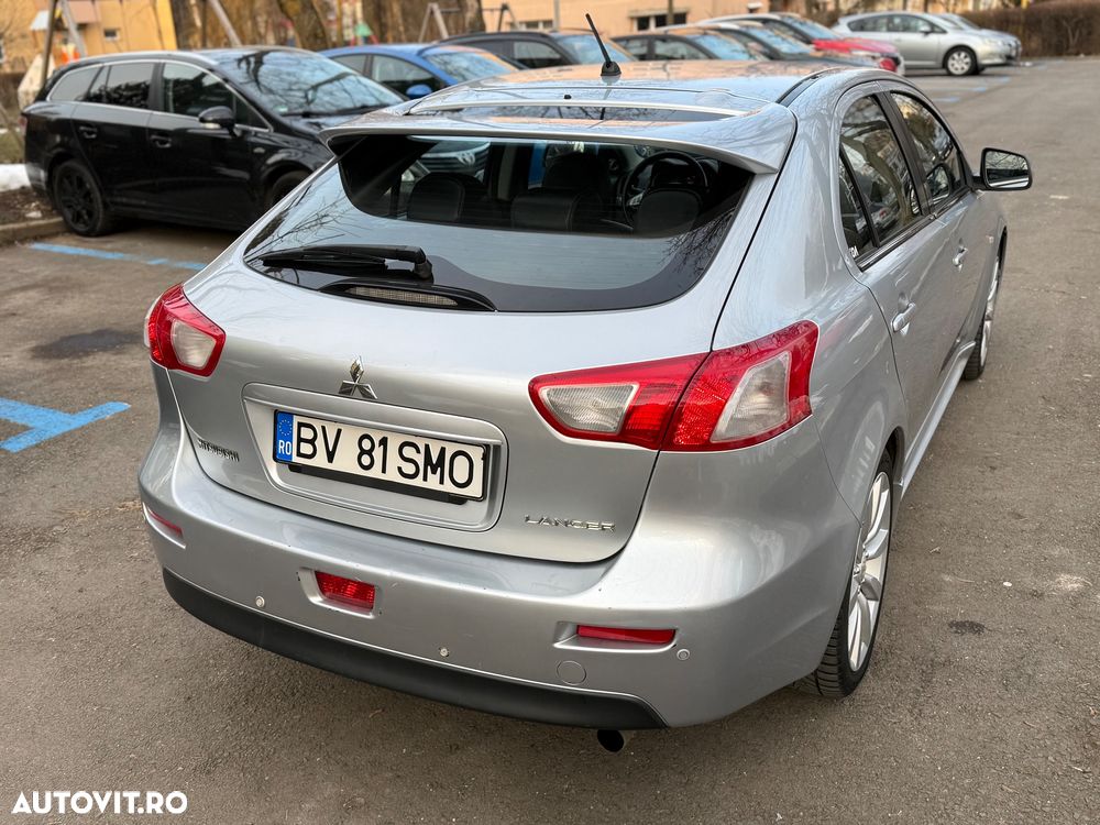 Mitsubishi Lancer 2.0 DI-D Intense - 10