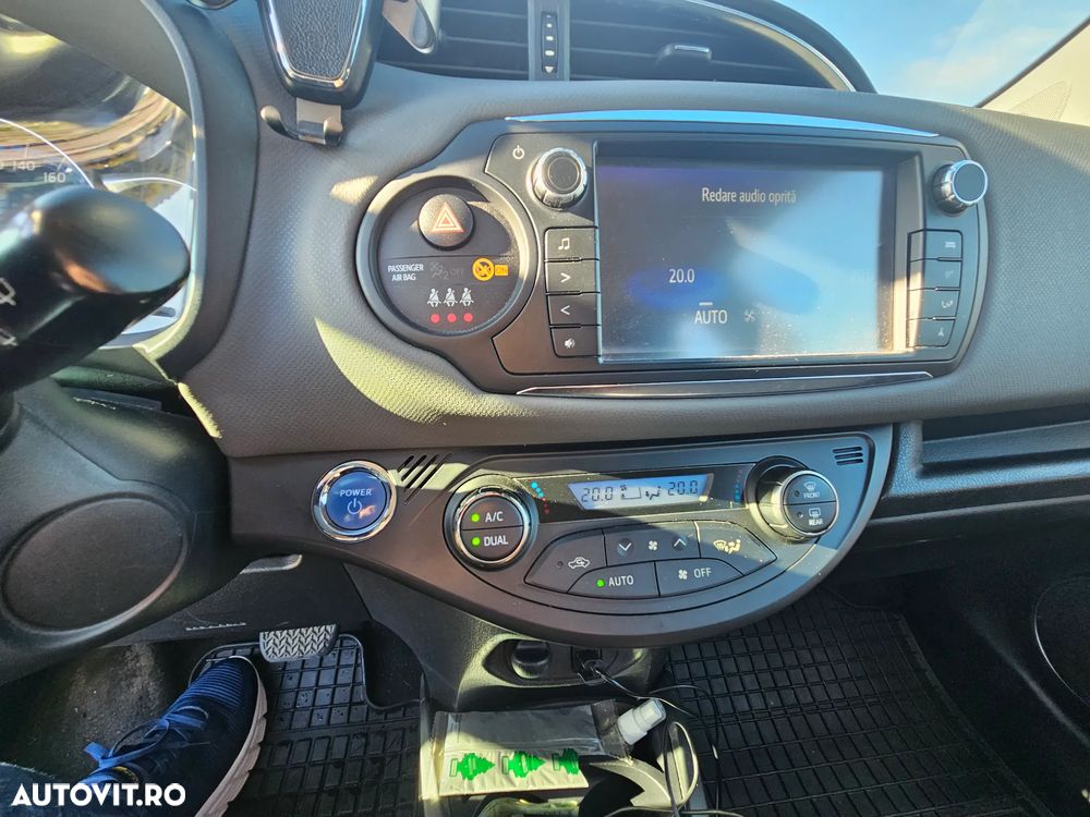 Toyota Yaris - 17