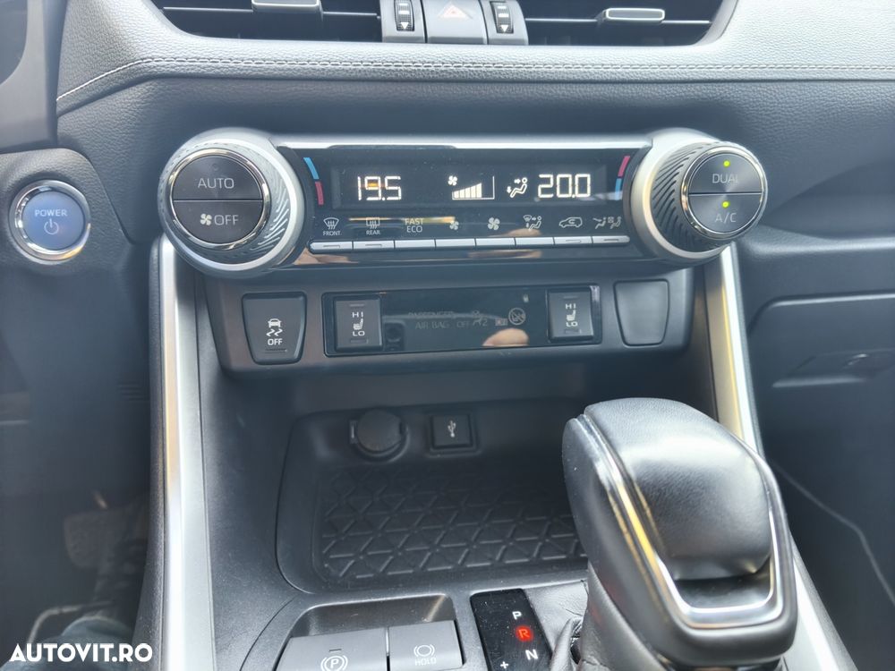 Toyota RAV4 2.5 VVT-iE 4x4 Dynamic - 18