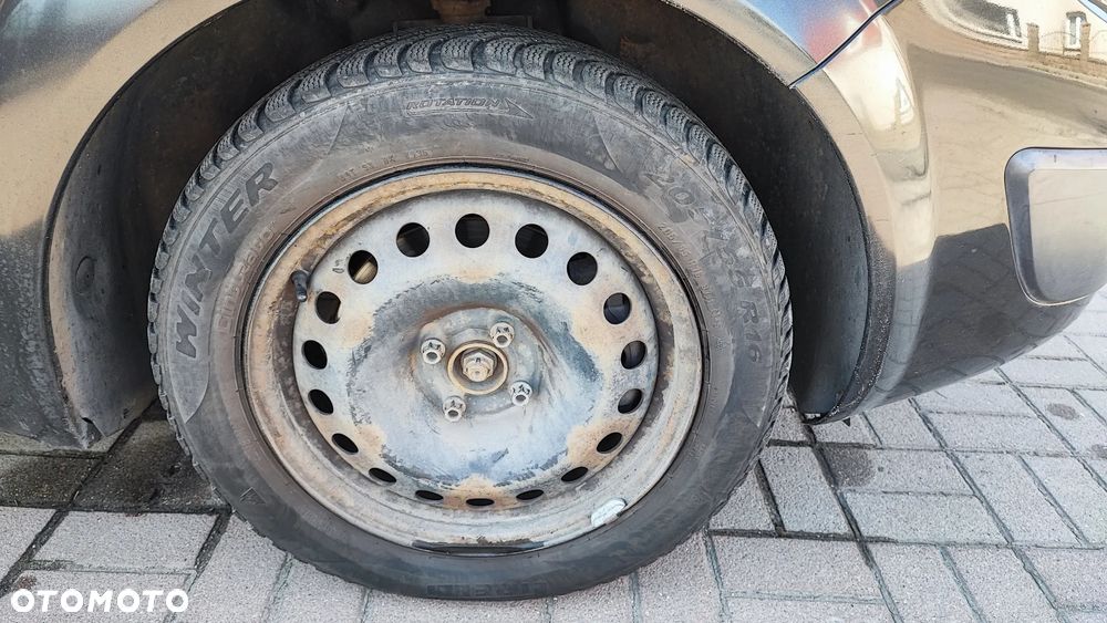 Renault Scenic 1.9 dCi Confort Authentique - 10