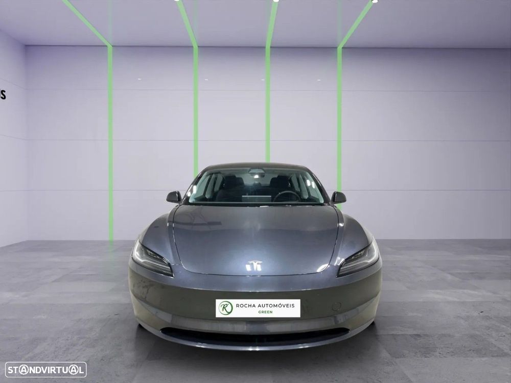 Tesla Model 3 - 2