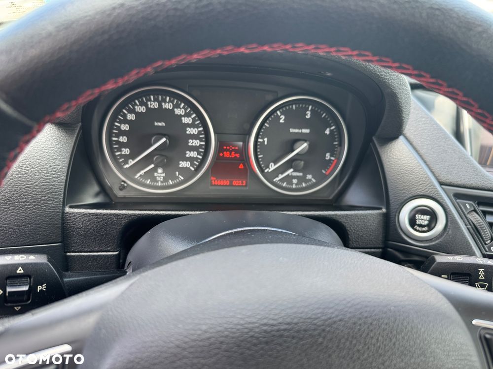 BMW X1 sDrive18d Sport Line - 19