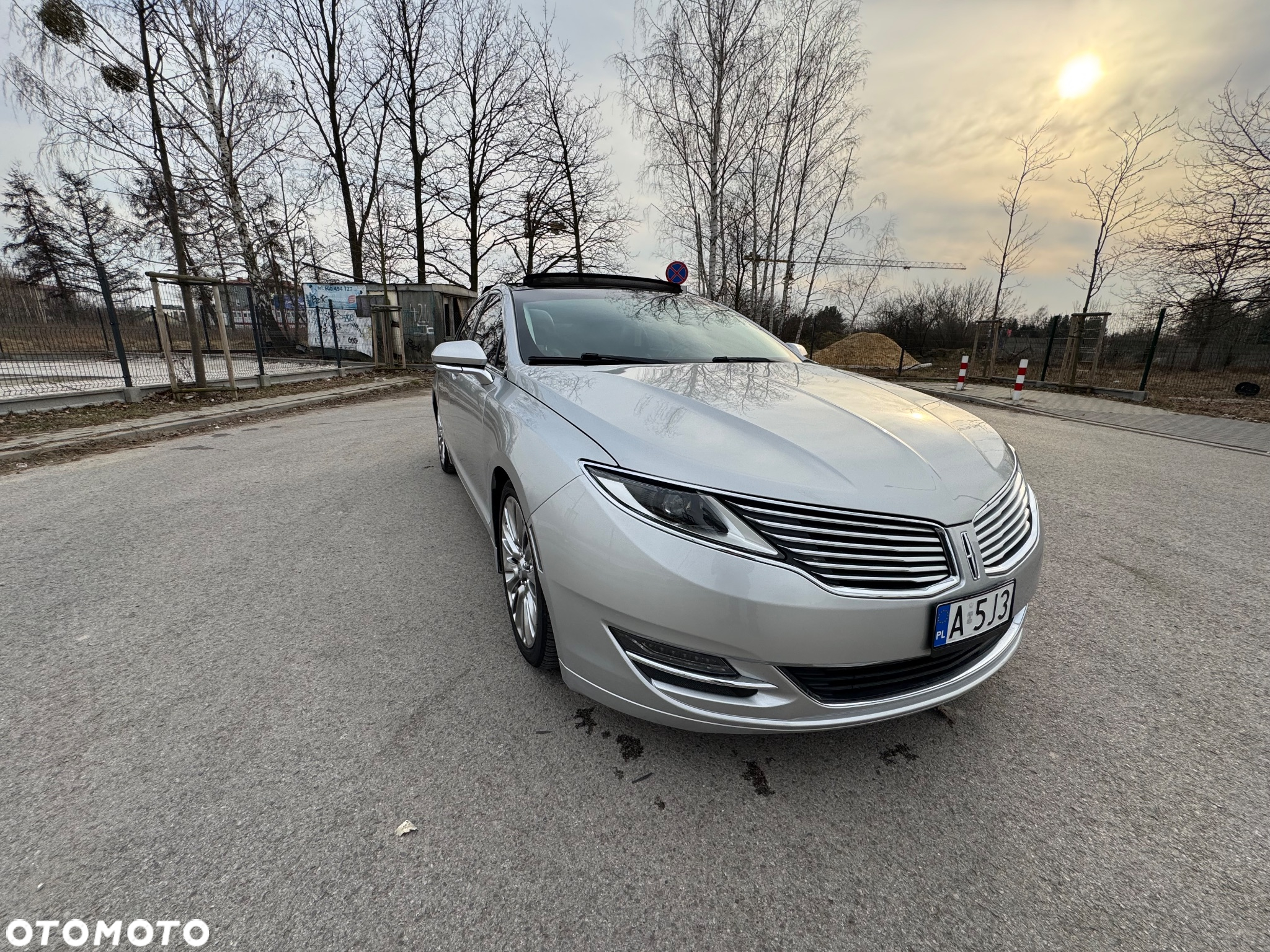 Lincoln MKZ - 4