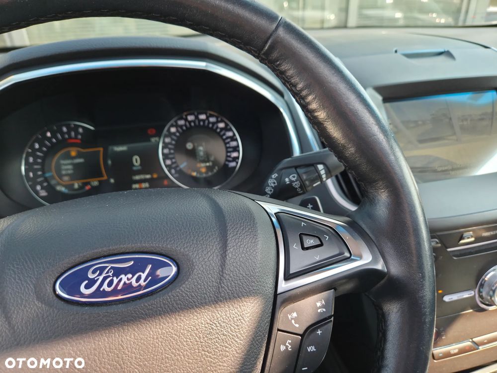 Ford Edge 2.0 EcoBlue Twin-Turbo 4WD Titanium - 25
