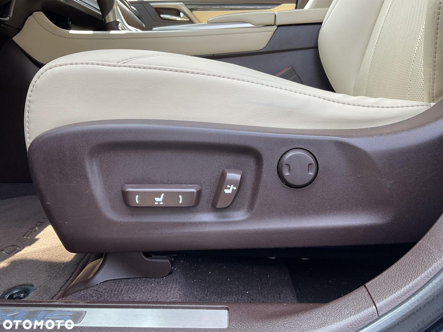 Lexus RX 450h Business Edition - 14