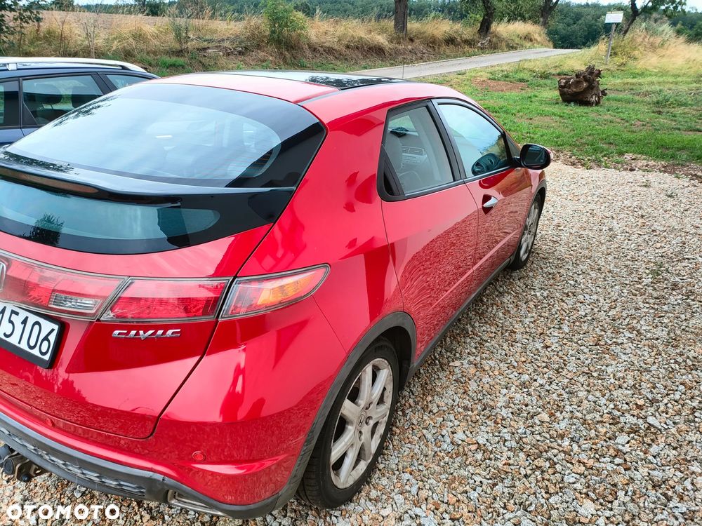 Honda Civic 2.2i-CTDi Executive NAVI - 1