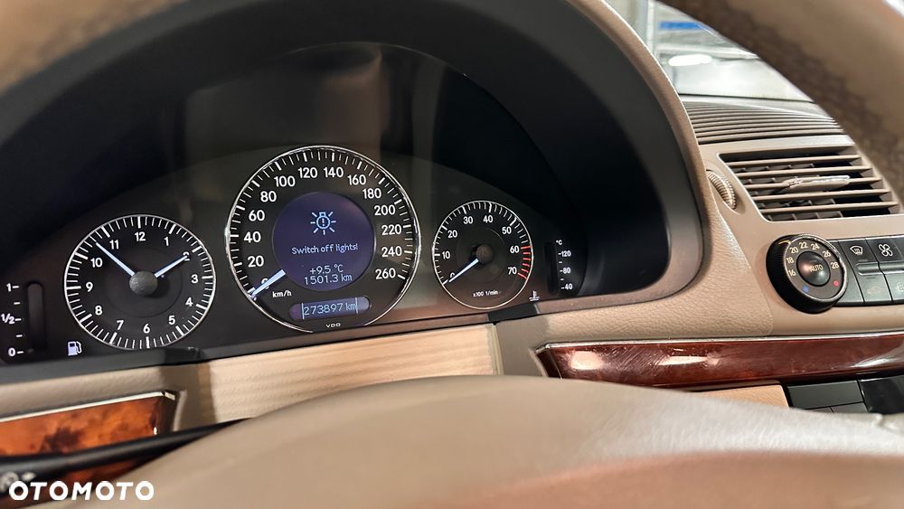 Mercedes-Benz Klasa E 200 Kompressor Automatik Elegance - 11
