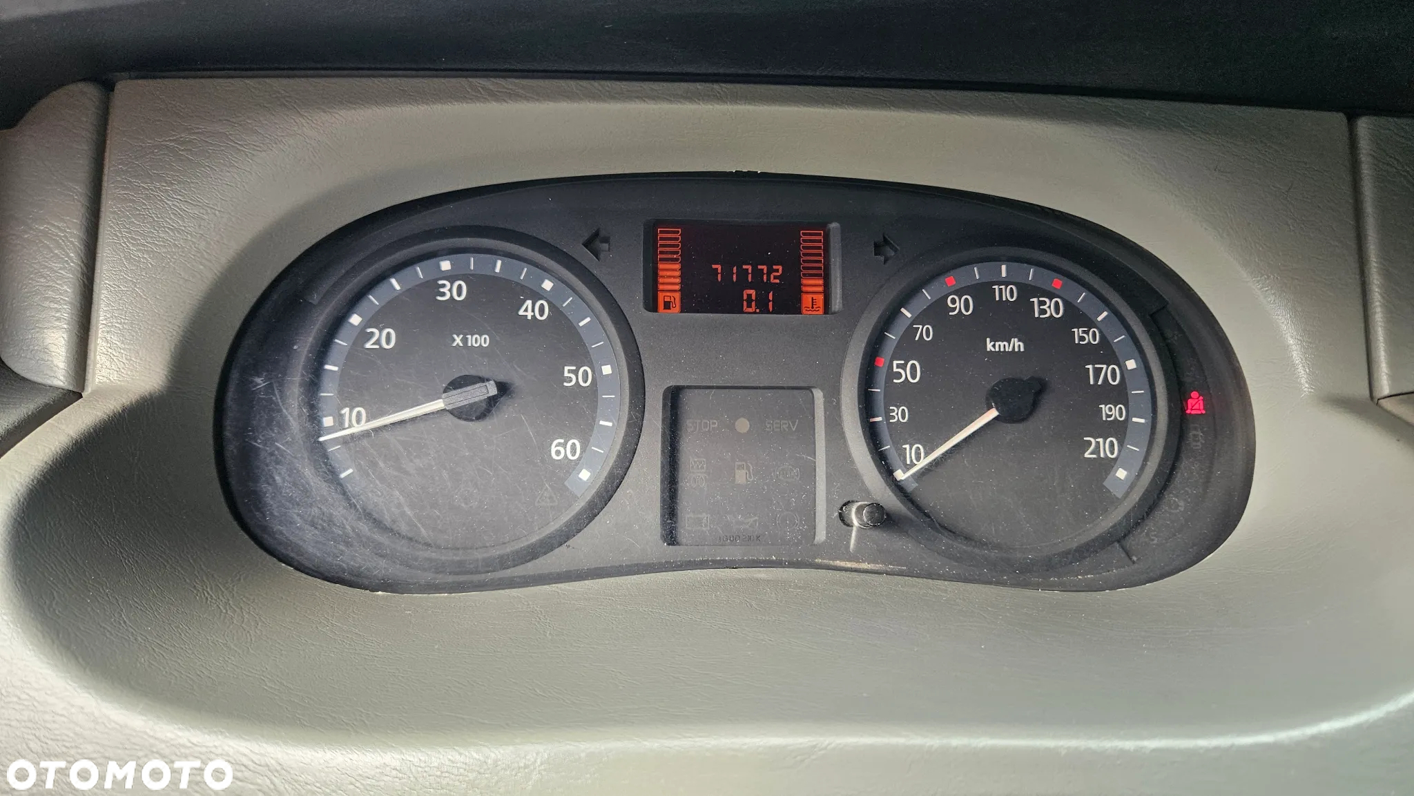 Renault Trafic 2,0 DCI - 16