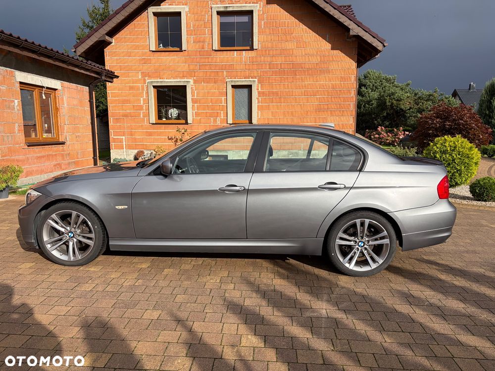BMW Seria 3 320d - 10