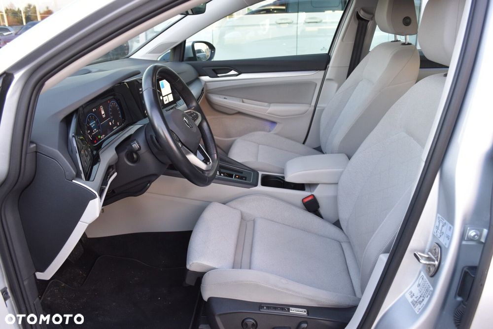 Volkswagen Golf Variant - 26