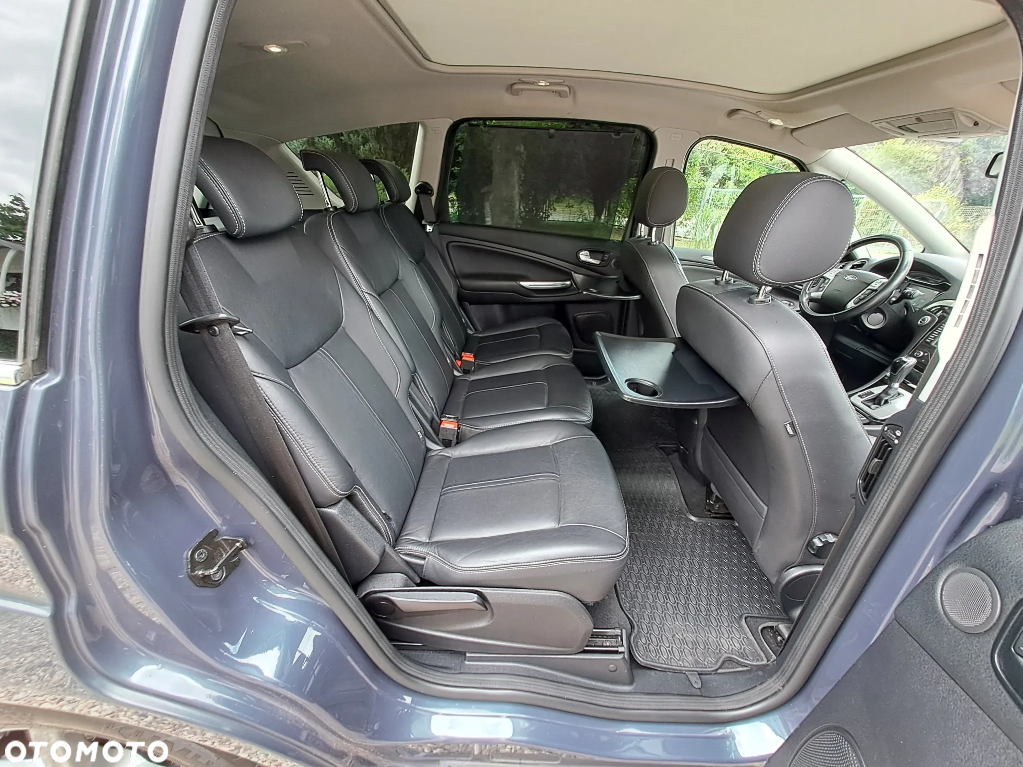Ford S-Max - 8