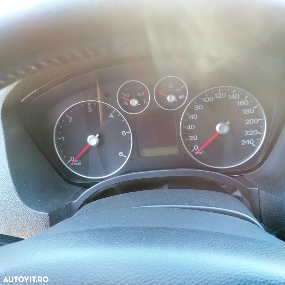 Dezmembrari  Ford C-MAX 1  2003  > 2010 1.6 TDCi Motorina - 10