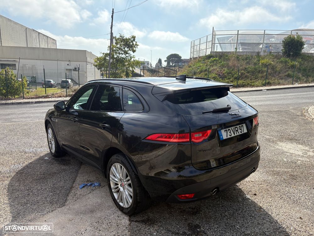 Jaguar F-Pace 25d AWD Aut. R-Sport - 9