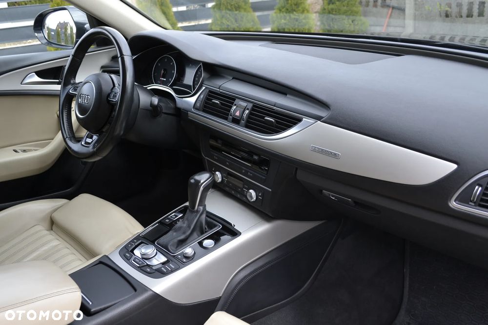 Audi A6 Allroad - 33