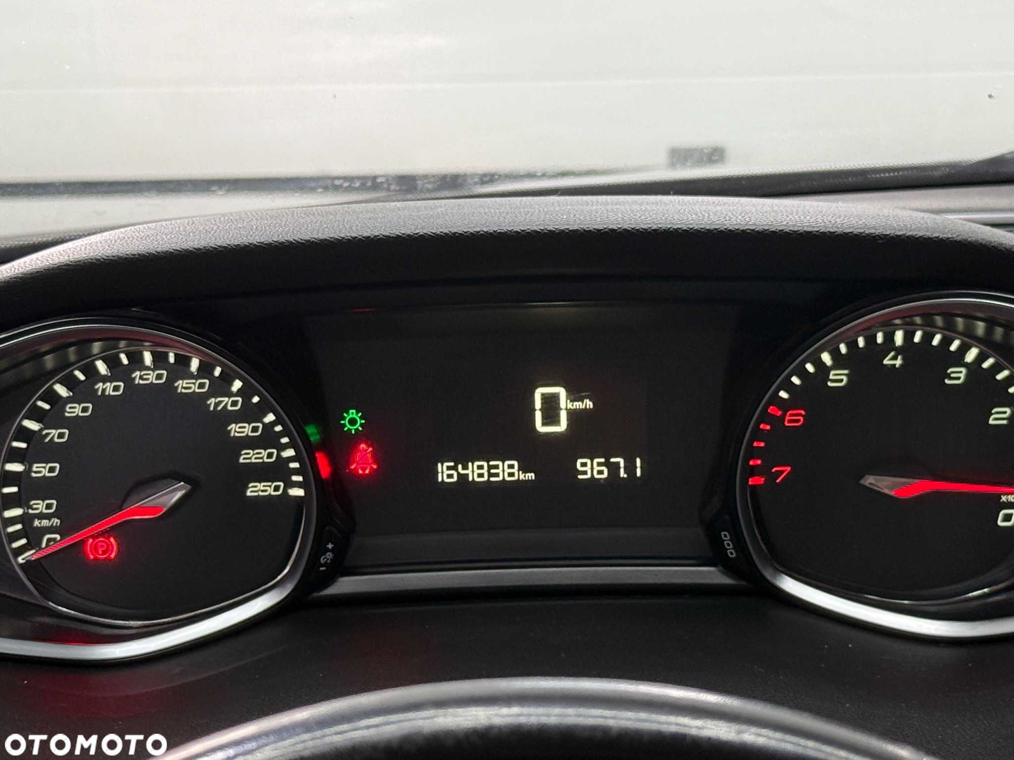 Peugeot 308 1.6 THP Allure - 19