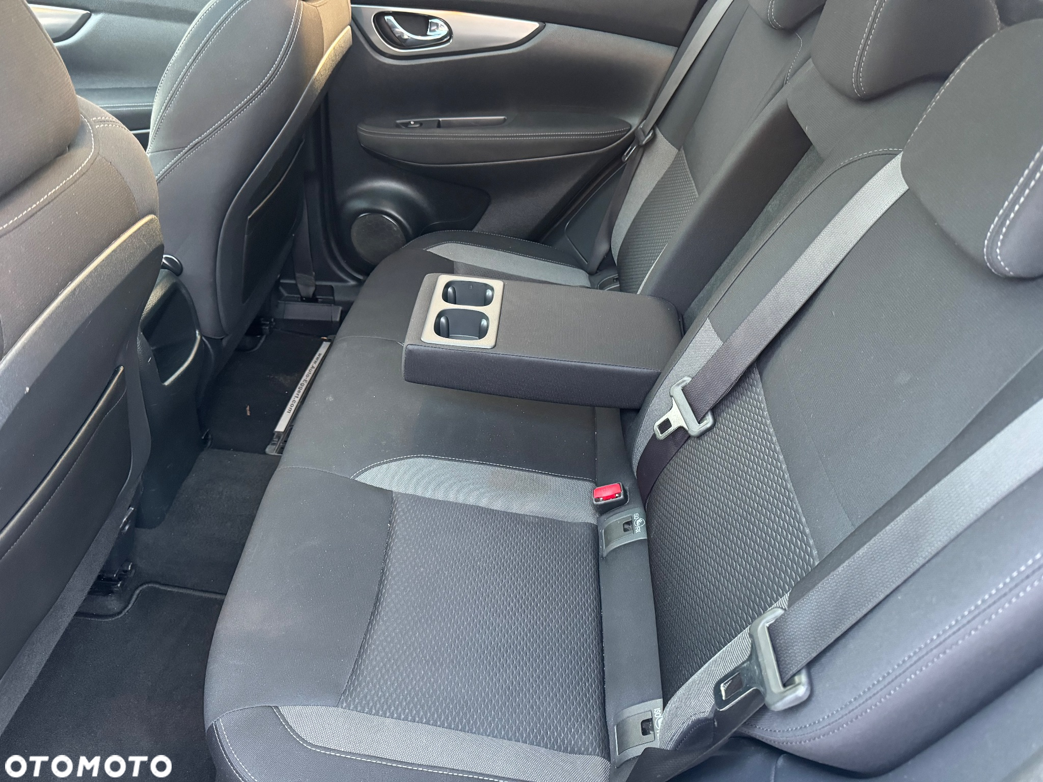 Nissan Qashqai 1.2 DIG-T Xtronic N-Connecta - 12