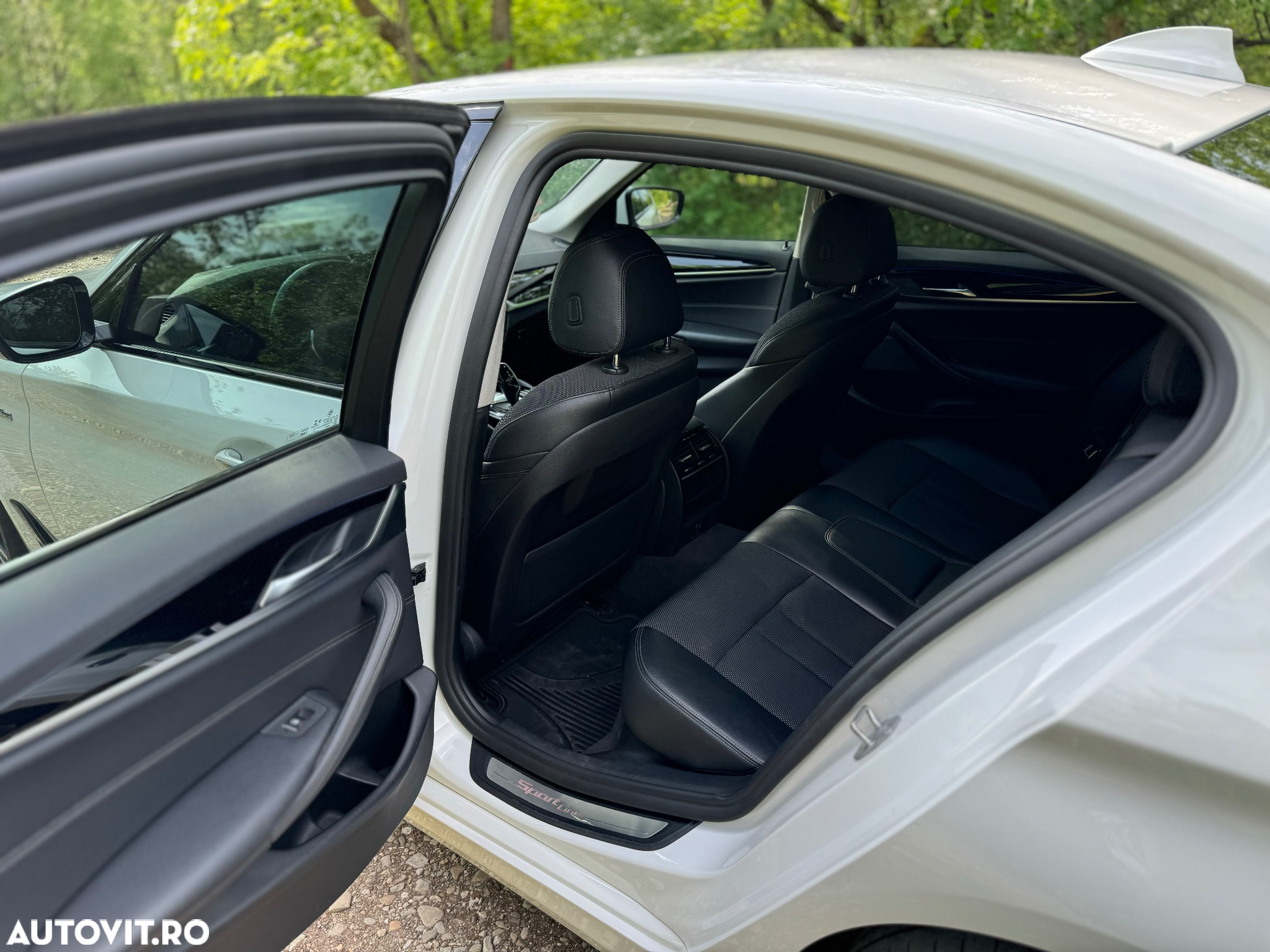 BMW Seria 5 520d xDrive Aut. - 12