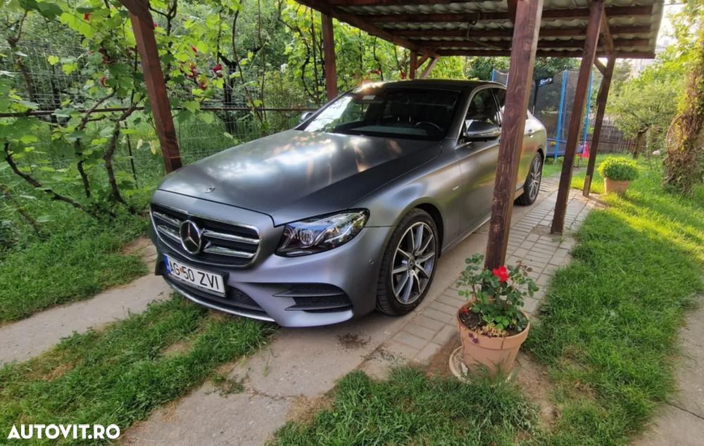Mercedes-Benz E 220 d 4Matic 9G-TRONIC Sportstyle Edition - 2