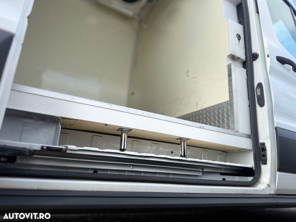 Ford Transit Jumbo Thermo King Autoutilitarã - 13
