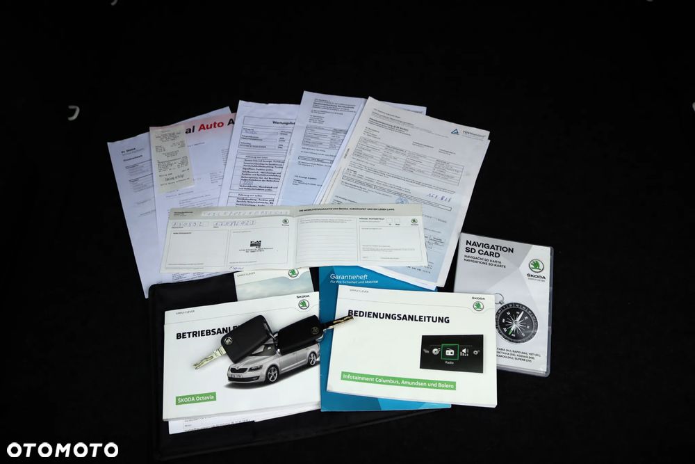 Skoda Octavia 2.0 TDI 4x4 DSG RS - 37