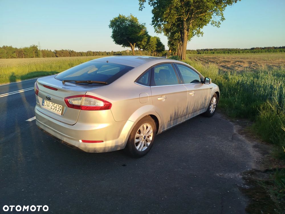 Ford Mondeo 2.0 TDCi Titanium - 4
