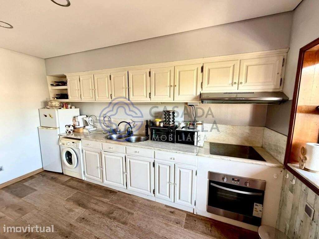 Apartamento T2 com garagem, jardim privativo e excelente localização - Grande imagem: 2/20