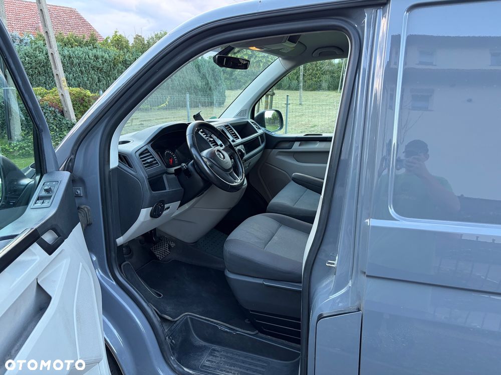 Volkswagen Transporter L1H1 DSG - 12