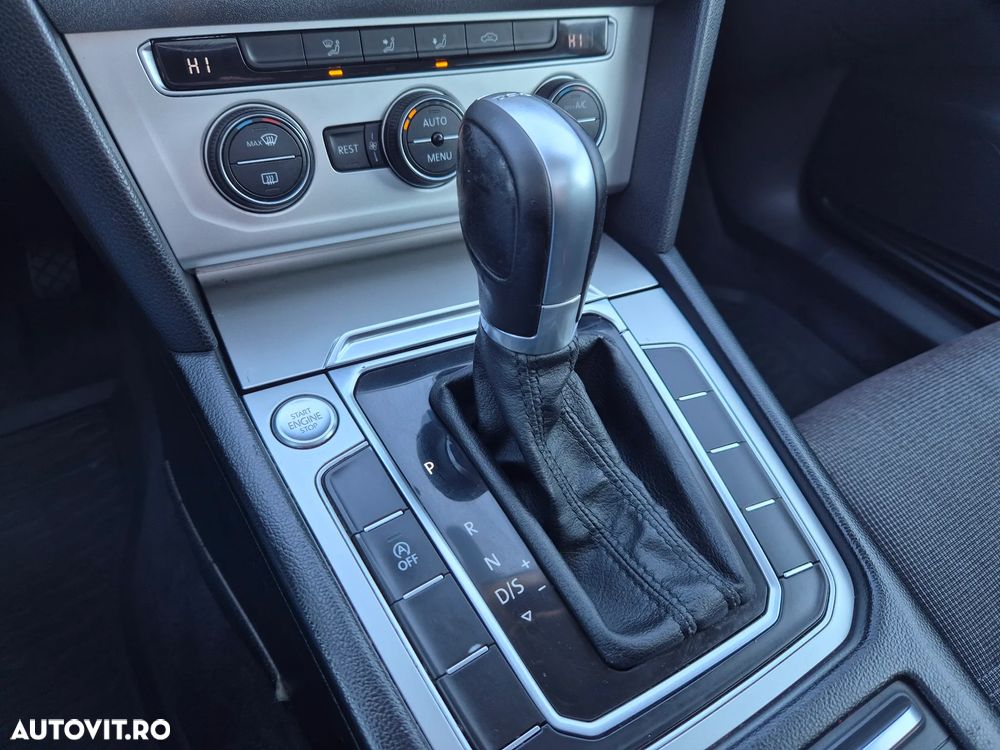 Volkswagen Passat 2.0 TDI DSG (BlueMotion Technology) Comfortline - 10