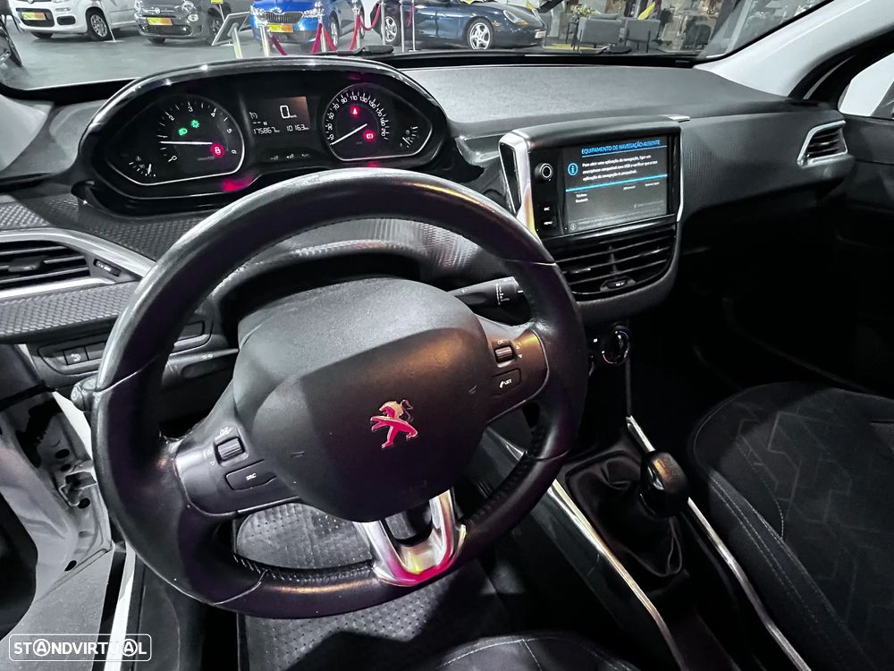 Peugeot 2008 1.6 BlueHDi Style - 8