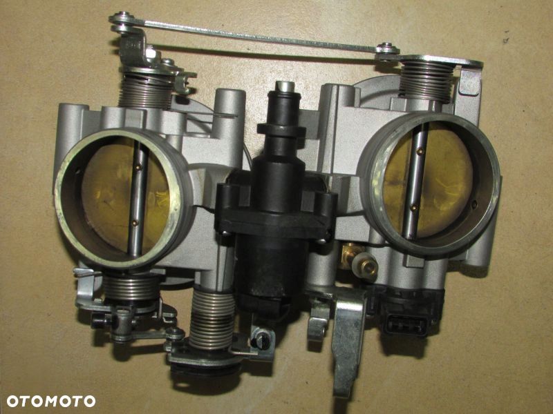 BUELL 1125 PRZEPUSTNICE WTRYSKI - 1