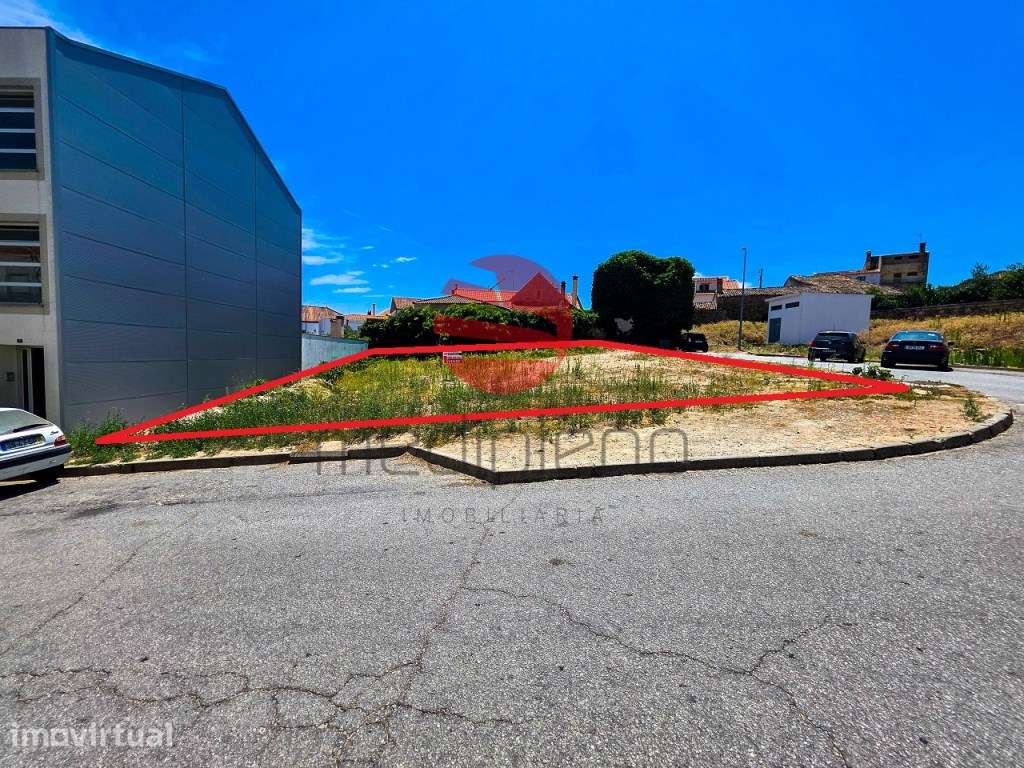 LOTE DE CONSTRUÇÃO - Grande imagem: 2/8