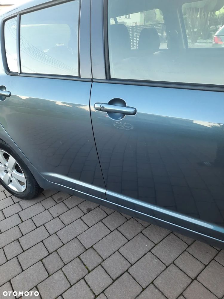Suzuki Swift - 9