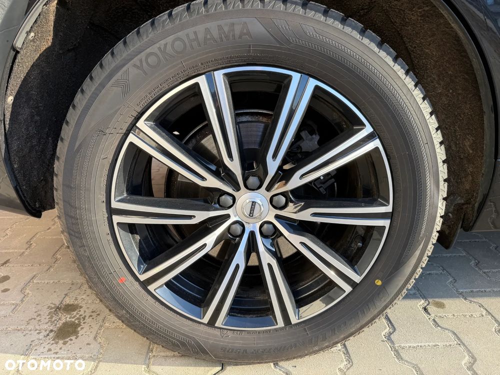 Volvo XC 60 B4 D Inscription - 14