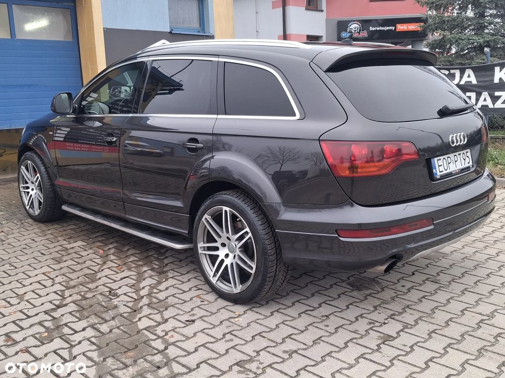 Audi Q7 - 13