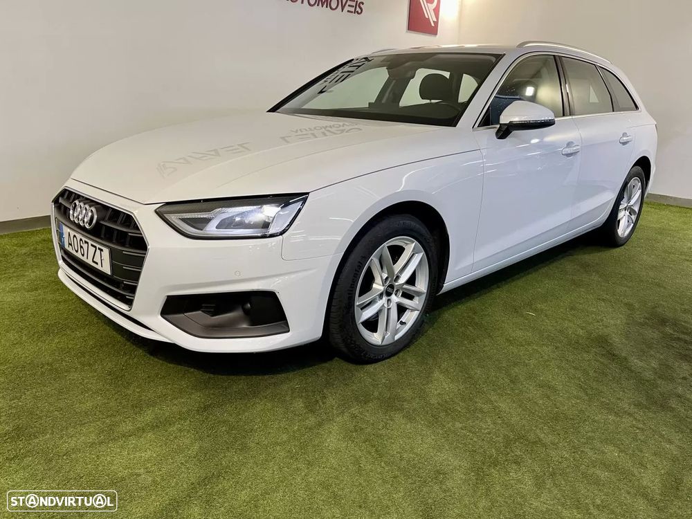 Audi A4 Avant 30 TDI S tronic - 4