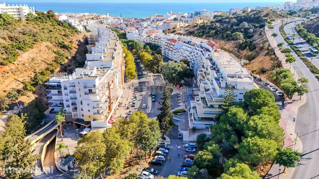 ESCRITÓRIO PARA ARRENDAR NA BAIXA DE ALBUFEIRA - Grande imagem: 3/17