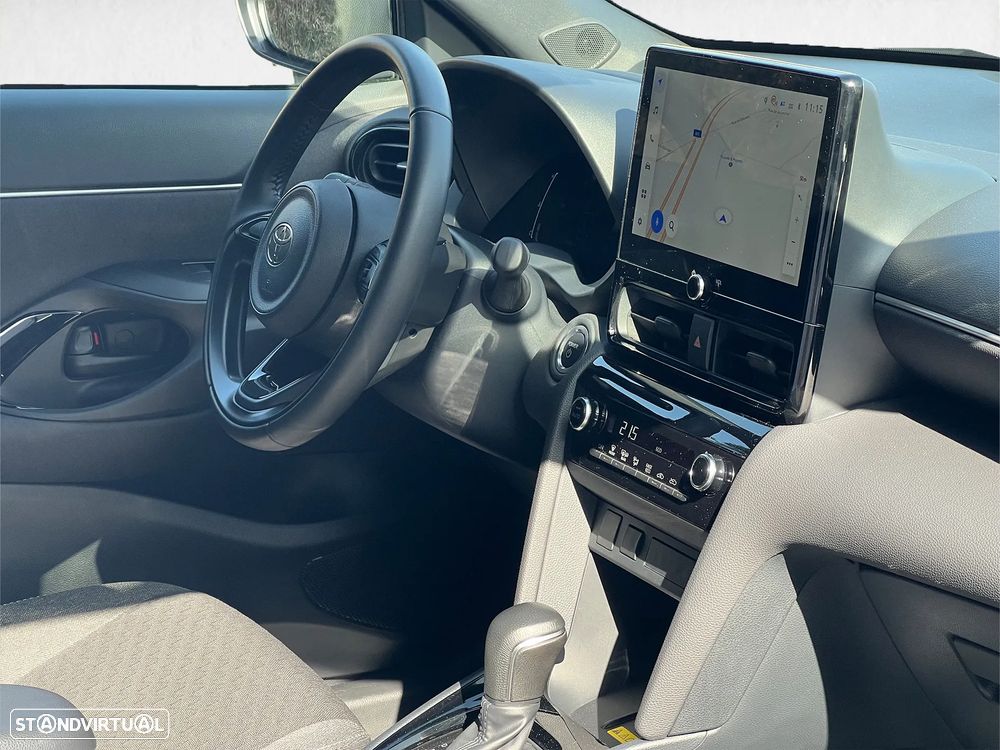 Toyota Yaris Cross 1.5 HDF Square Collection - 17