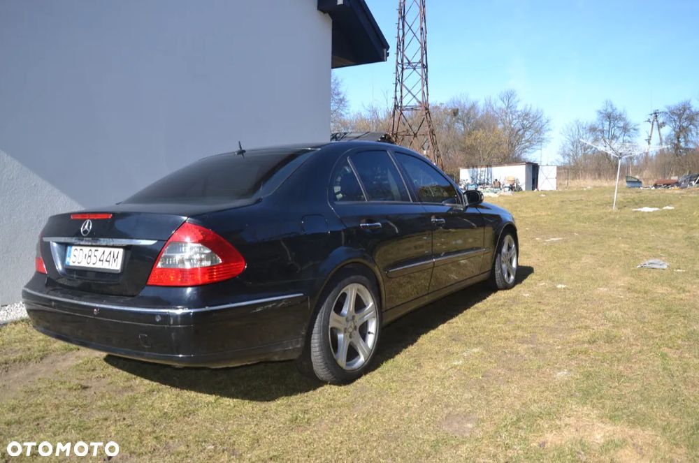 Mercedes-Benz Klasa E - 6
