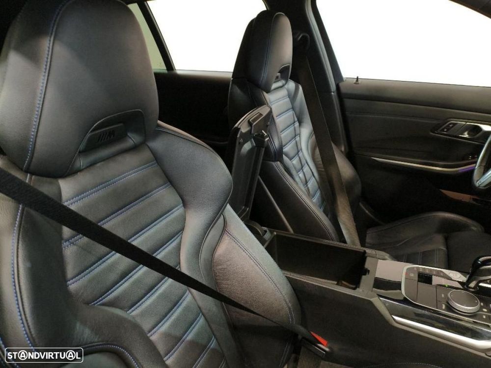 BMW 320 e Pack Desportivo M Auto - 8