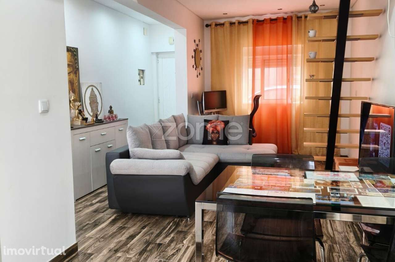 Moradia Térrea T2 - Localização Privilegiada na Bx da Banheira - Grande imagem: 2/21