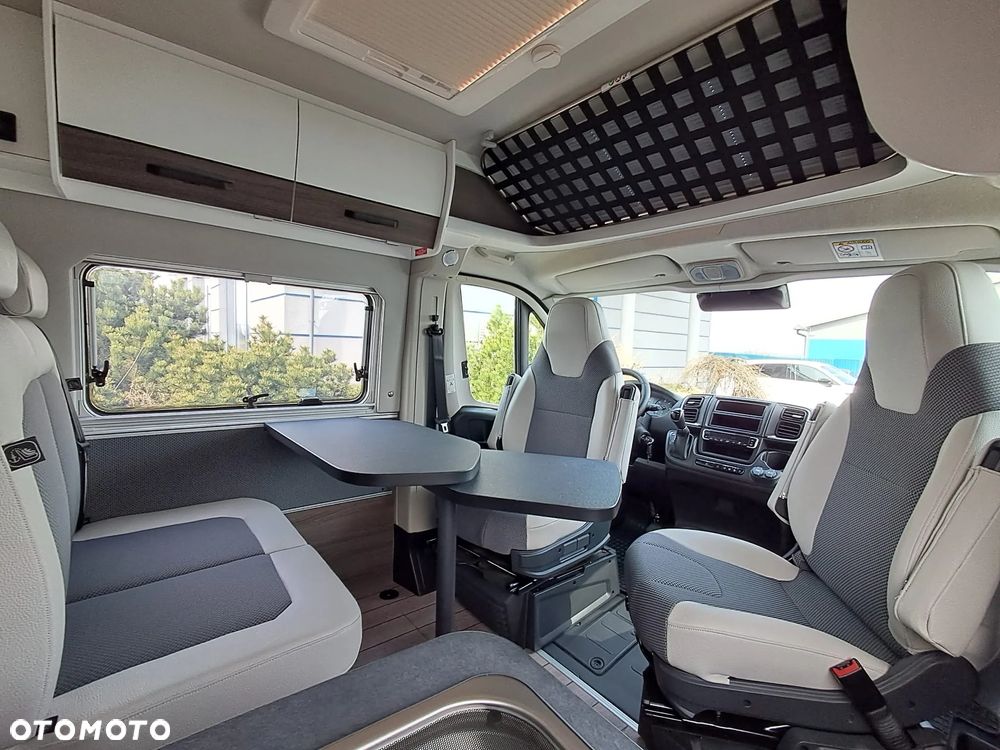 KNAUS VanTourer 600D Automat Zimowa Wersja Łóżko Podnoszone 4 osobowy FV23% - 10