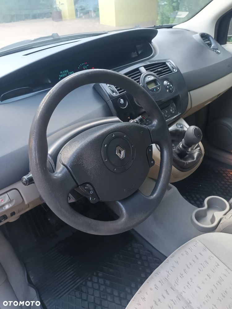 Renault Scenic - 9