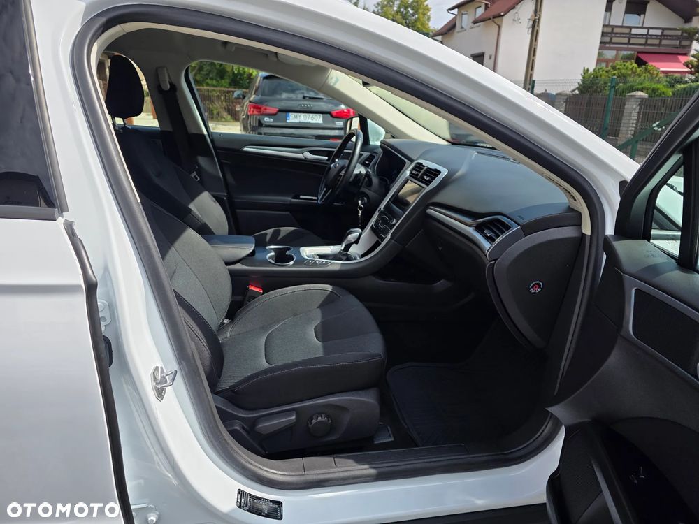 Ford Mondeo Turnier 2.0 TDCi Start-Stopp PowerShift-Aut Business Edition - 6