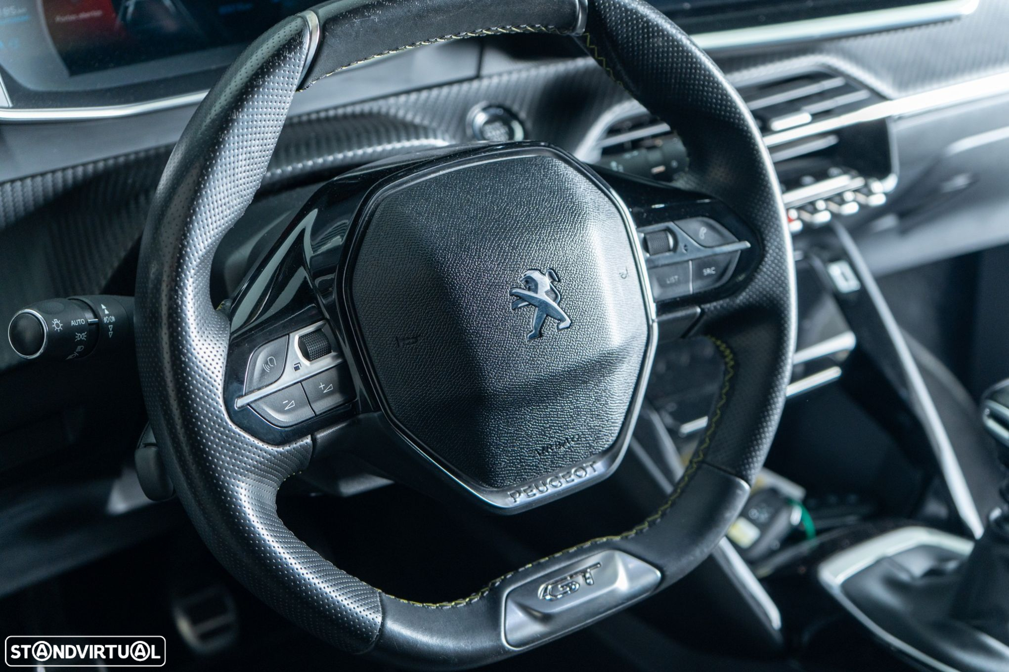 Peugeot 2008 - 22