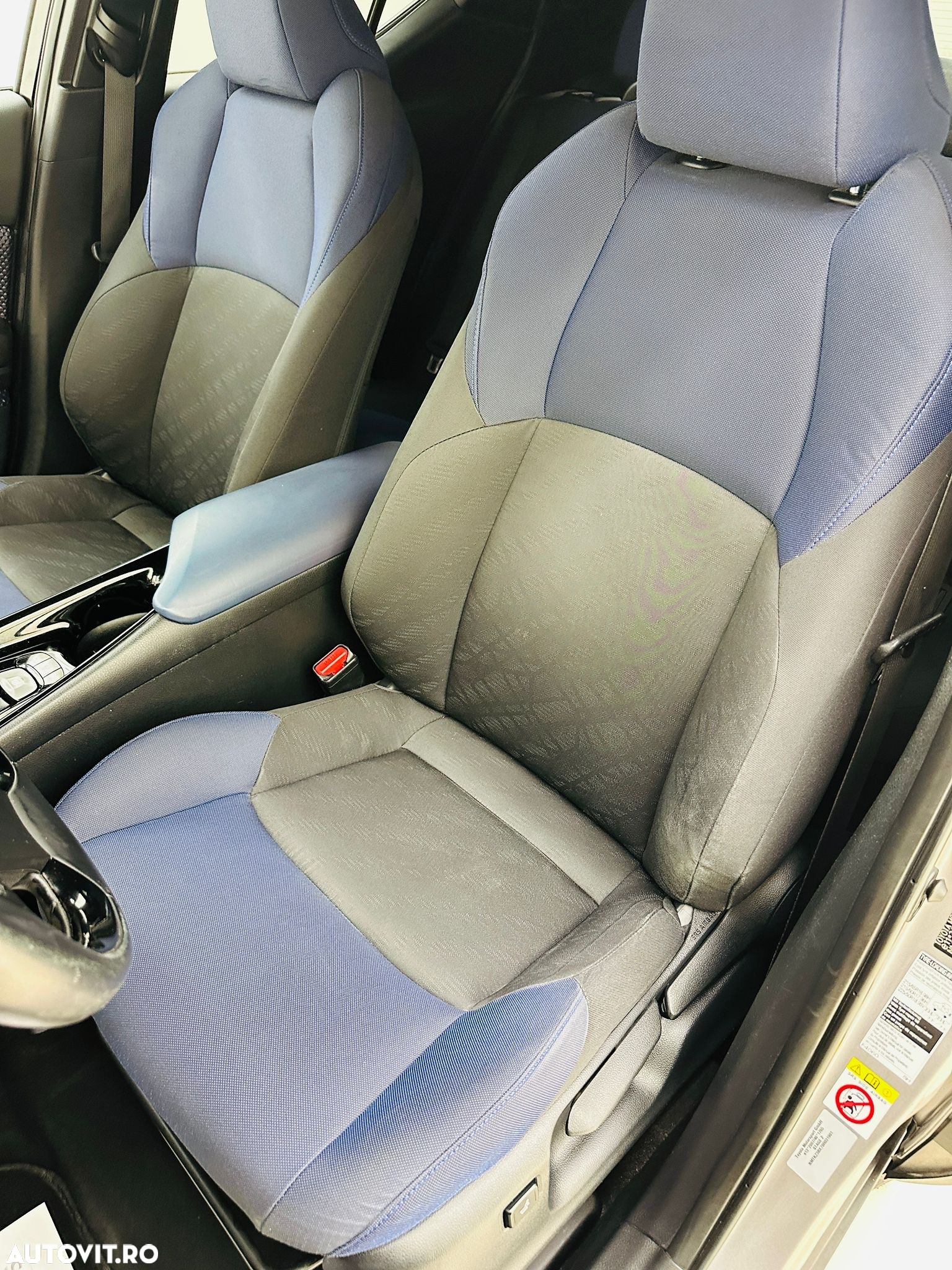 Toyota C-HR - 14