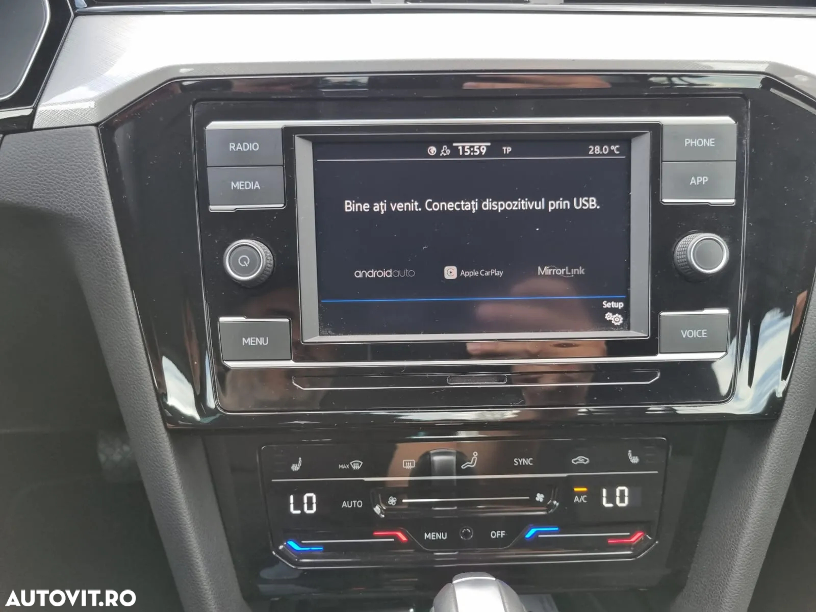 Volkswagen Passat 2.0 TDI DSG Comfortline - 23