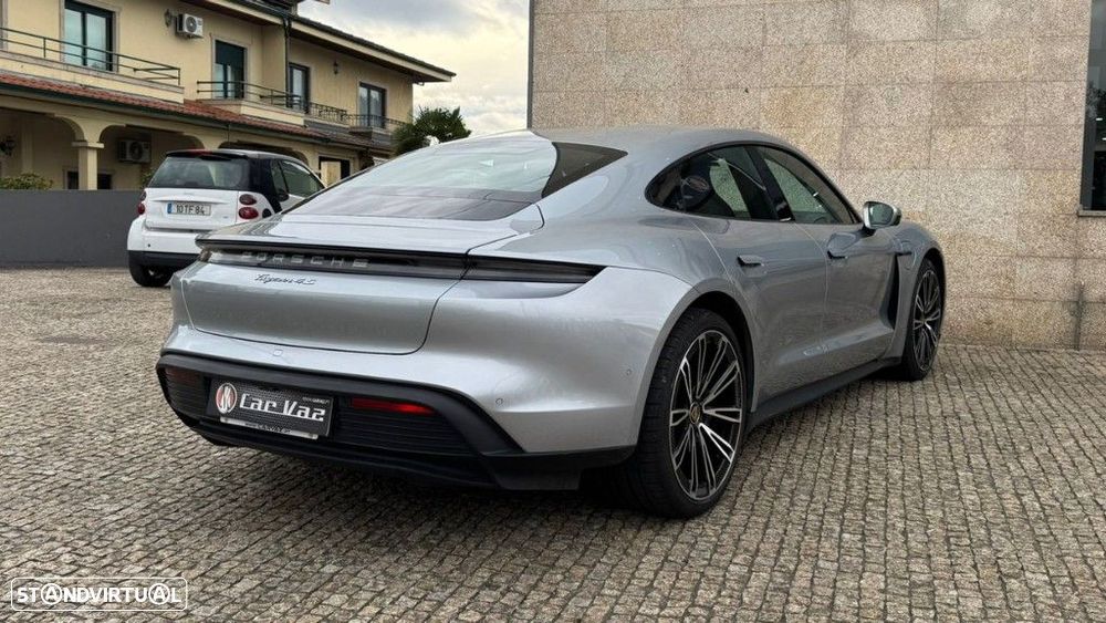 Porsche Taycan 4S - 5